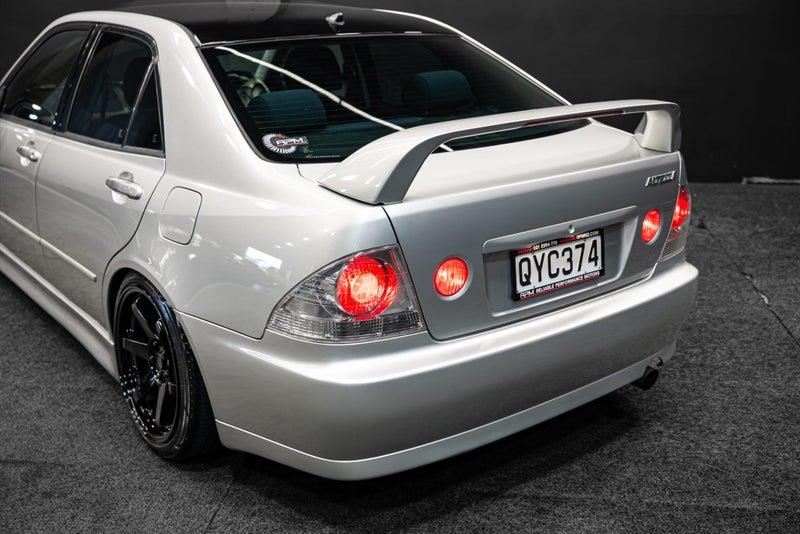 1999 Toyota Altezza
