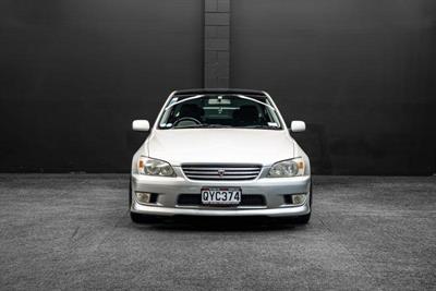 1999 Toyota Altezza - Thumbnail