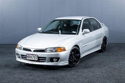 1996 Mitsubishi Lancer