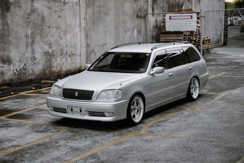 2001 Toyota Crown