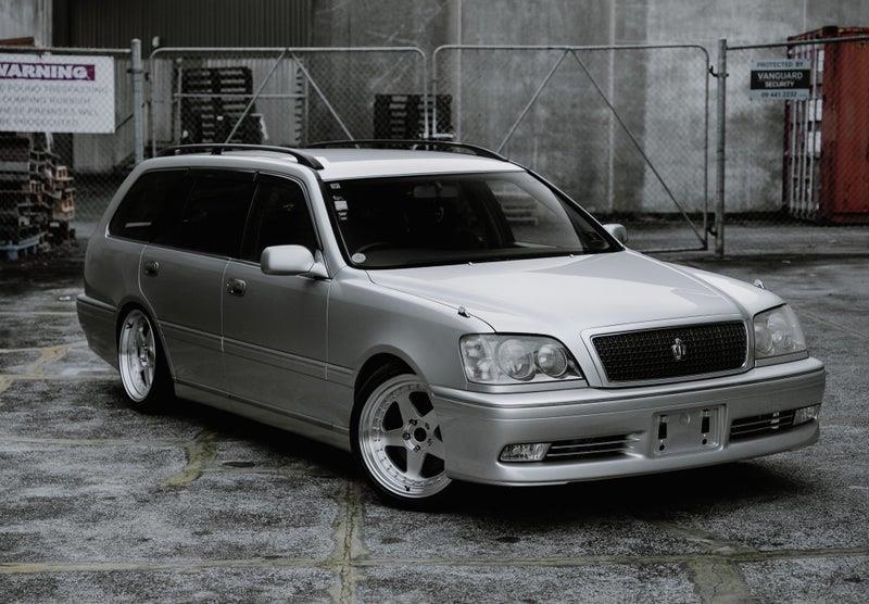 2001 Toyota Crown