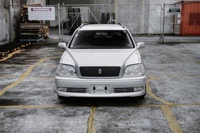 2001 Toyota Crown - Thumbnail