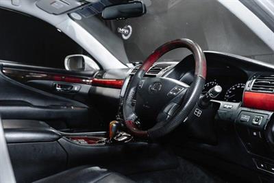 2007 Lexus LS 460 - Thumbnail