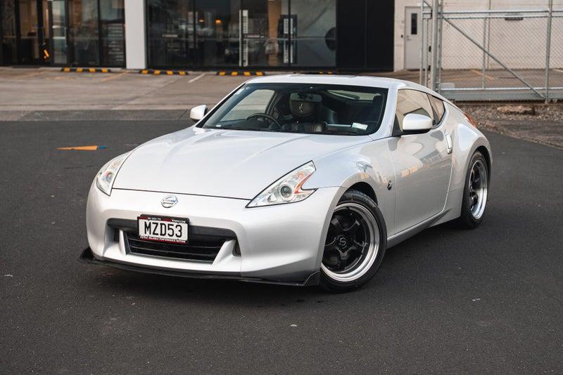 2009 Nissan Fairlady