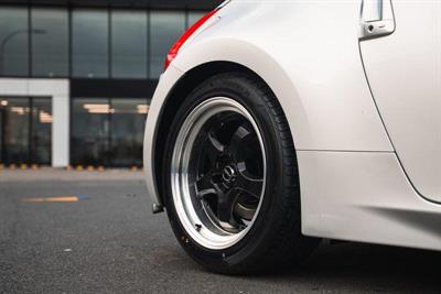 2009 Nissan Fairlady - Thumbnail