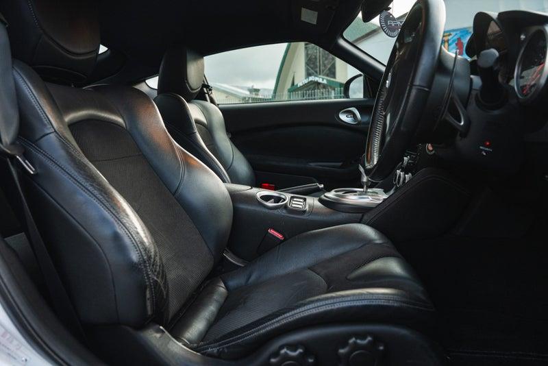 2009 Nissan Fairlady