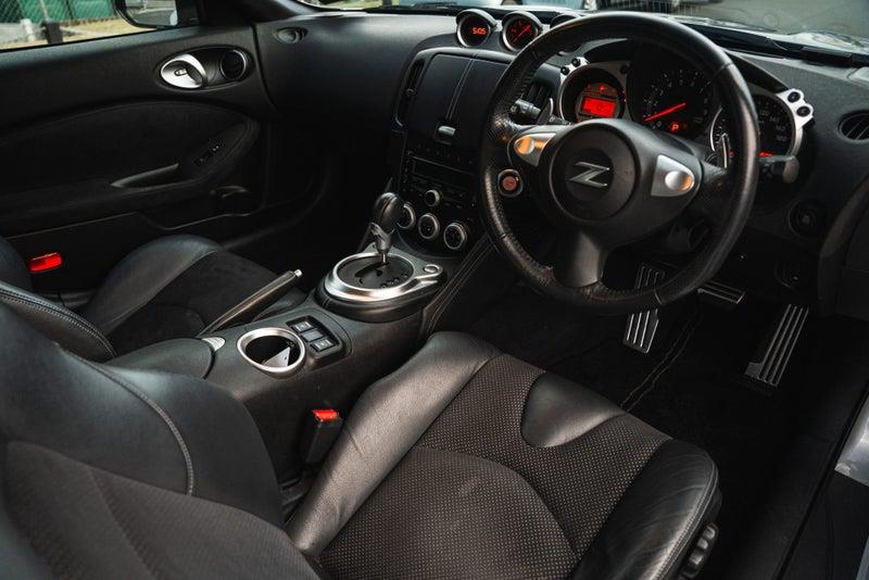 2009 Nissan Fairlady