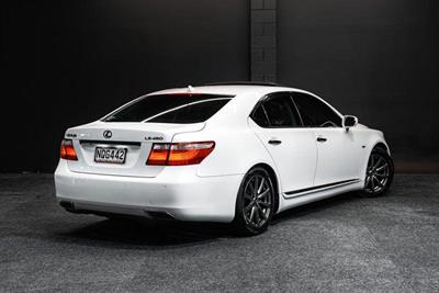 2006 Lexus LS 460 - Thumbnail