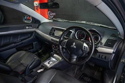 2015 Mitsubishi Lancer - Thumbnail