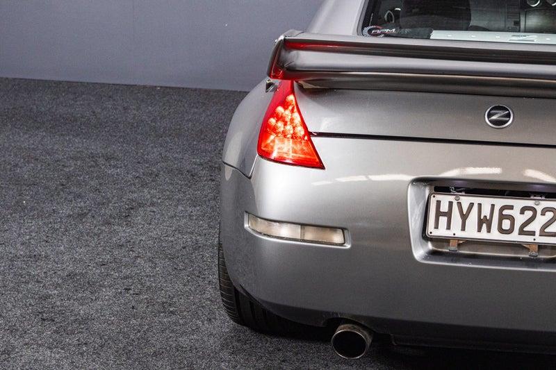 2005 Nissan Fairlady
