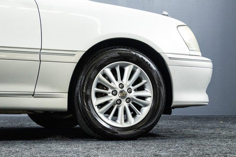 2003 Toyota Crown