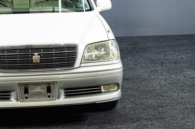 2003 Toyota Crown - Thumbnail