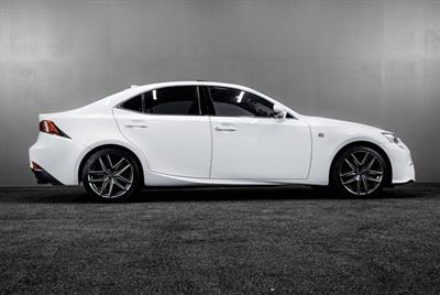 2013 Lexus IS 350 - Thumbnail