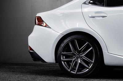 2013 Lexus IS 350 - Thumbnail