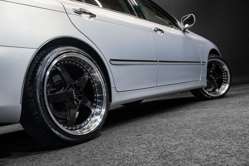 2004 Toyota Crown