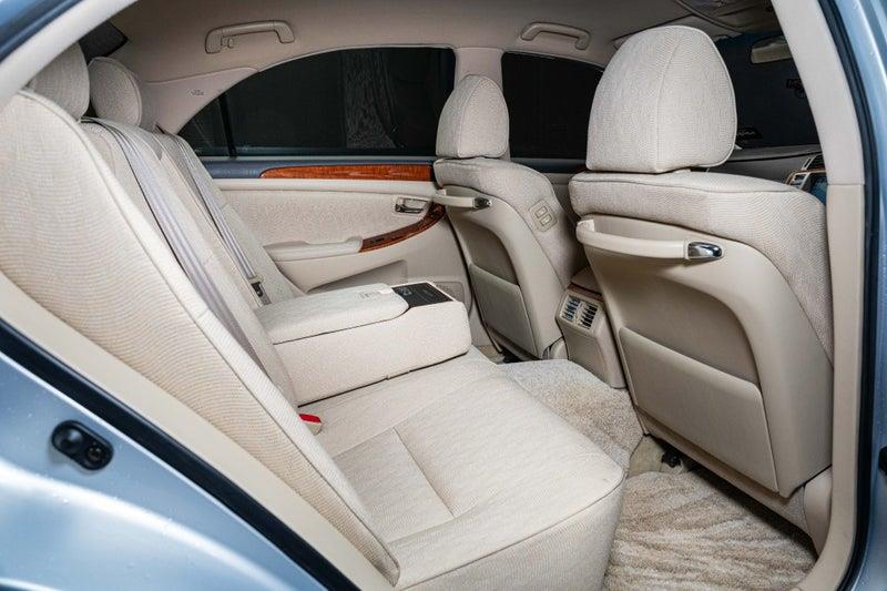 2004 Toyota Crown