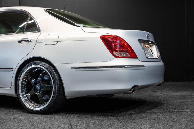 2004 Toyota Crown