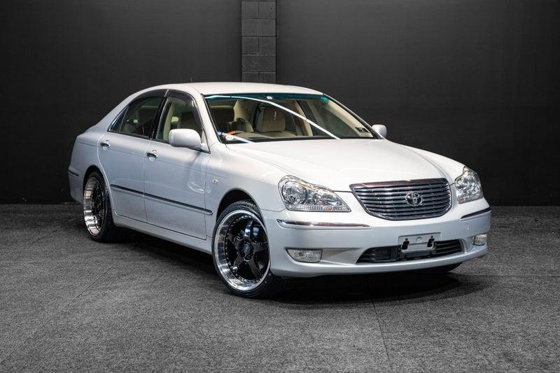 2004 Toyota Crown
