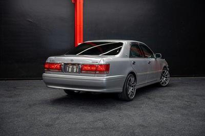 2002 Toyota Crown - Thumbnail