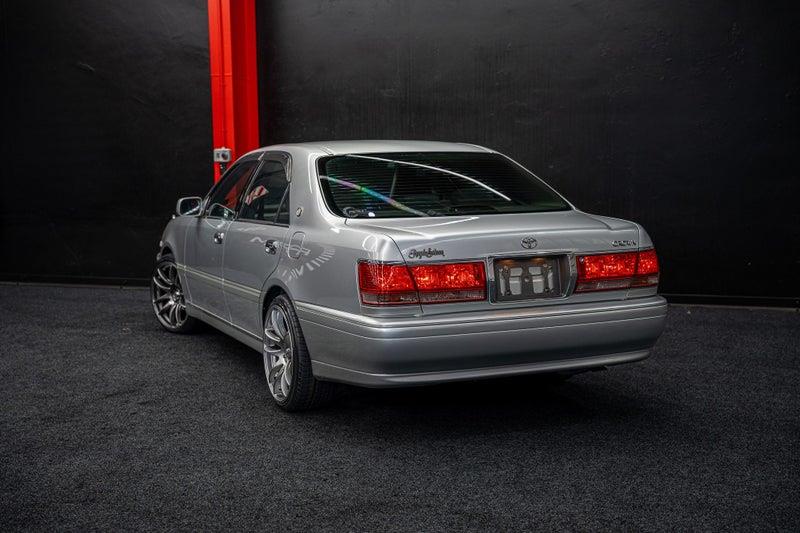 2002 Toyota Crown