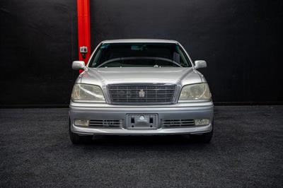 2002 Toyota Crown - Thumbnail