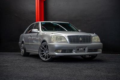 2002 Toyota Crown - Thumbnail