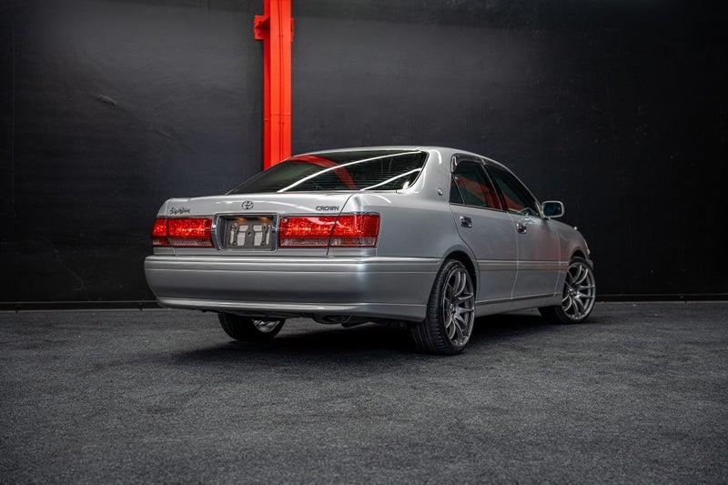 2002 Toyota Crown