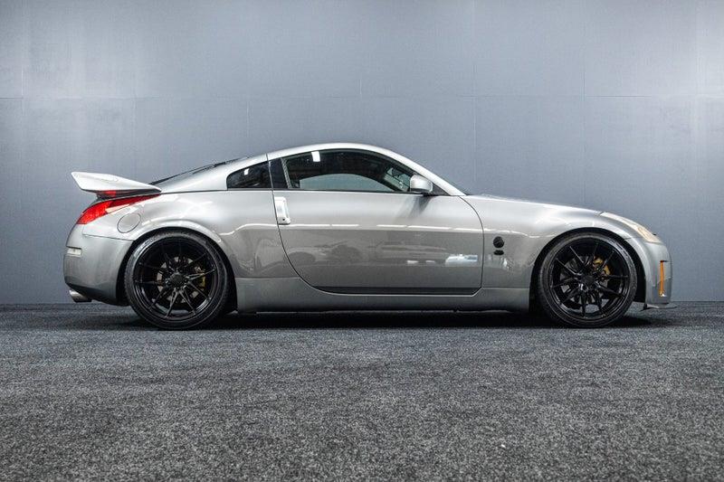 2005 Nissan Fairlady