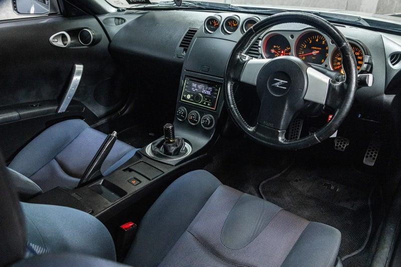2005 Nissan Fairlady
