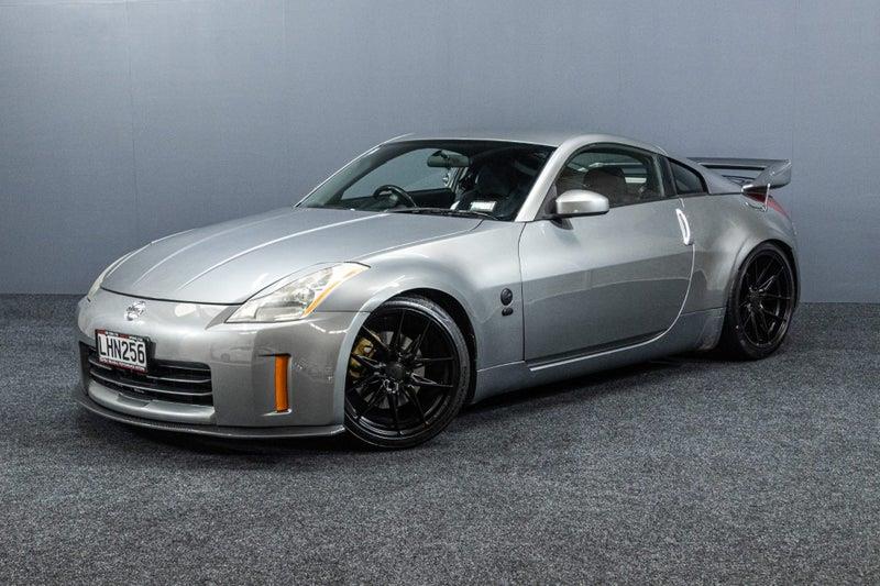 2005 Nissan Fairlady