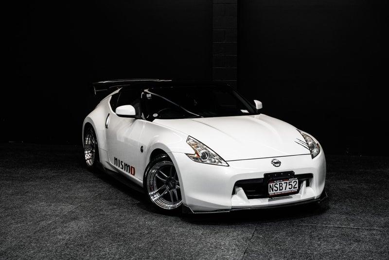 2015 Nissan Fairlady