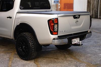 2020 Nissan Navara - Thumbnail
