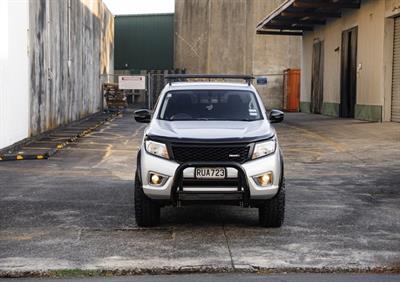 2020 Nissan Navara - Thumbnail
