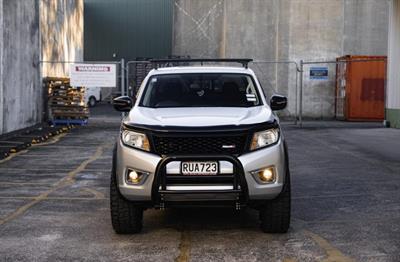 2020 Nissan Navara - Thumbnail