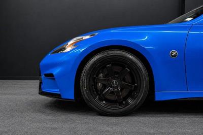 2009 Nissan 370Z - Thumbnail