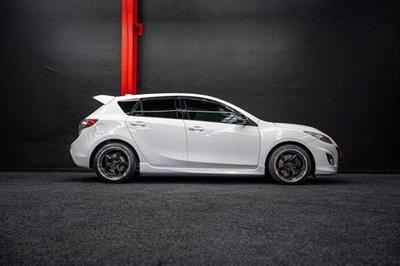 2012 Mazda Axela - Thumbnail