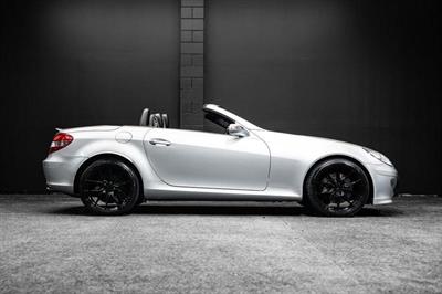 2005 Mercedes-Benz SLK 350 - Thumbnail