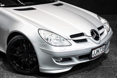 2005 Mercedes-Benz SLK 350 - Thumbnail