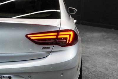 2019 Holden Commodore - Thumbnail