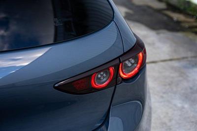 2020 Mazda Mazda - Thumbnail