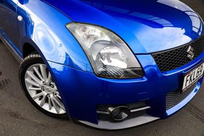2010 Suzuki Swift - Thumbnail