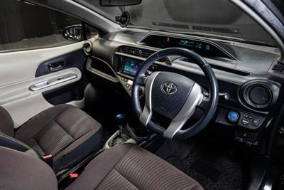 2013 Toyota Aqua - Thumbnail