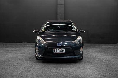 2013 Toyota Aqua - Thumbnail