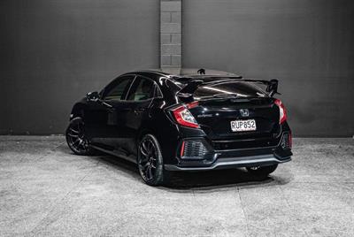 2018 Honda Civic - Thumbnail