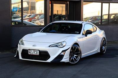 2012 Toyota 86 - Thumbnail
