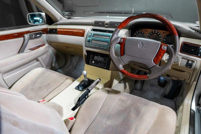 2001 Toyota Crown