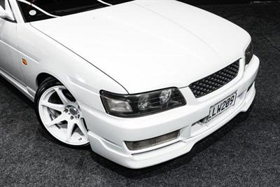 1997 Nissan Laurel - Thumbnail