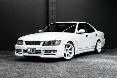 1997 Nissan Laurel - Thumbnail