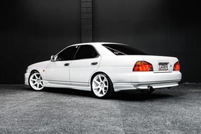 1997 Nissan Laurel - Thumbnail