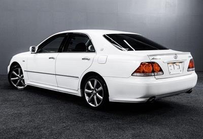 2005 Toyota Crown - Thumbnail